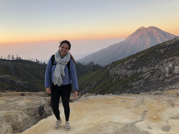 Anne Claessen backpacking around the world and soul searching