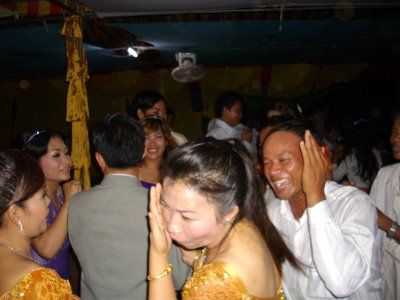 dancing at a cambodian wedding