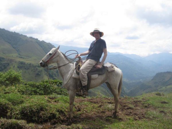 Simon of Never Ending Voyage, hourse riding to Cueva Esplendor Jardin