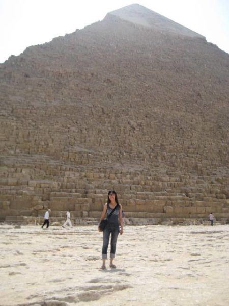 Stephanie in front of the pyramids of Egypt