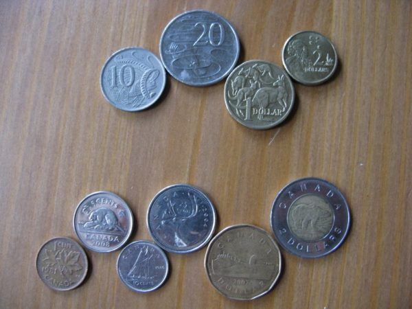 IMG_3565_1 Canadian versus Australian coins