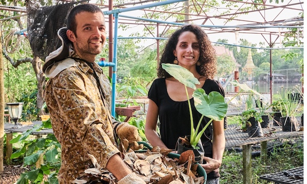 Joao and Sara learning to be environmentally friendly digital nomadsĀ