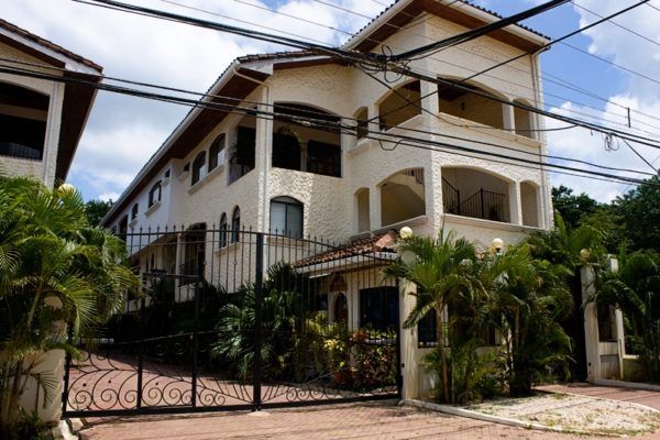 new_apartment_building apartment building in Costa Rica