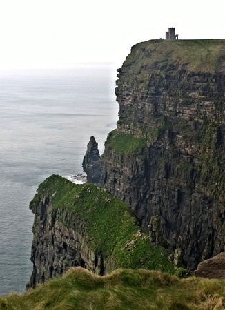 Touring Ireland's Cliffs of Moher
