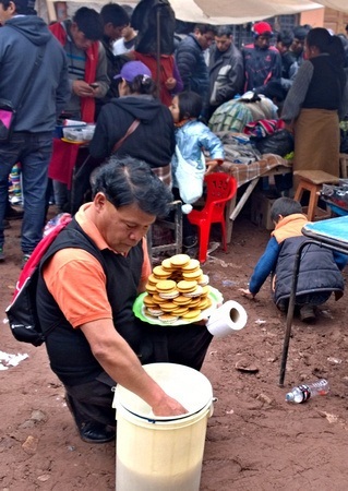 alfajores vendor