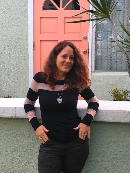 The Pam Mesh Panel Long Sleeve Top from Anatomie is great wrinkle free travel clothing!