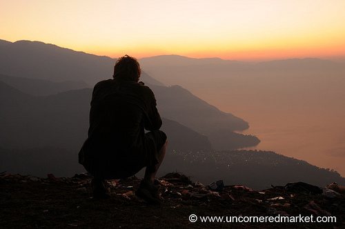 sunrise squat