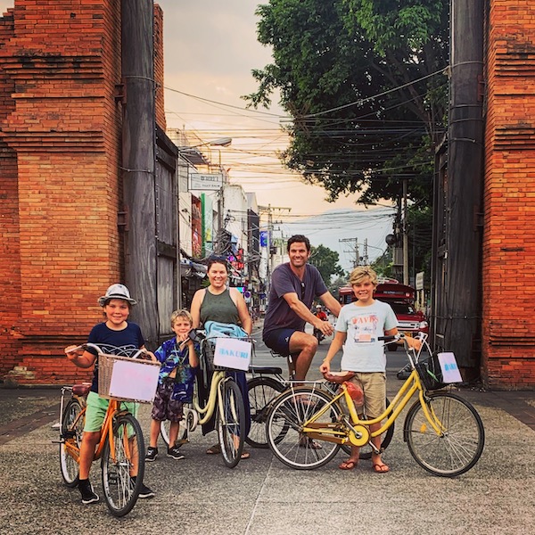 The Carey Family of 5 traveling the worldĀ